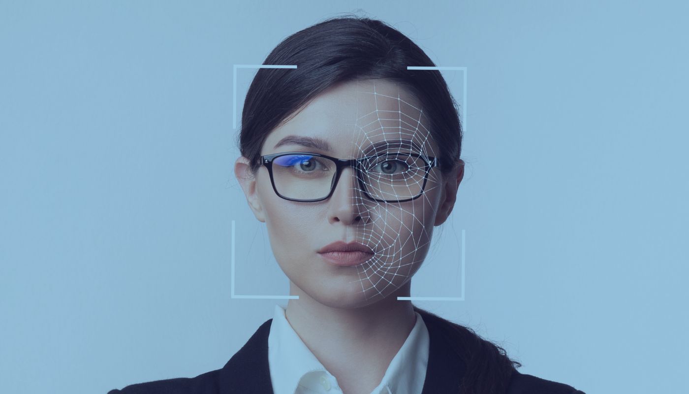 A women's face is being digitally identified as there is a digital scan around it.